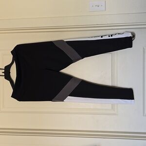 Adidas Women's aeroready leggings in size L never worn